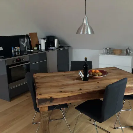 Ferienwohnung * Finning