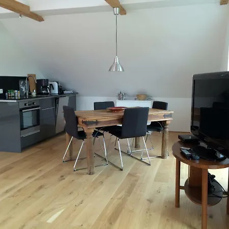 Apartman Ferienwohnung *